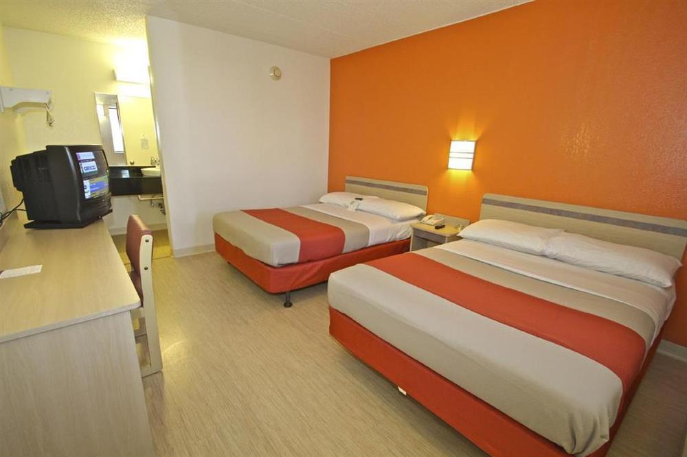 Motel 6 Chicago Southwest - Aurora Quarto foto