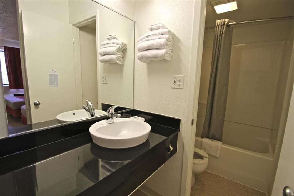 Motel 6 Chicago Southwest - Aurora Quarto foto